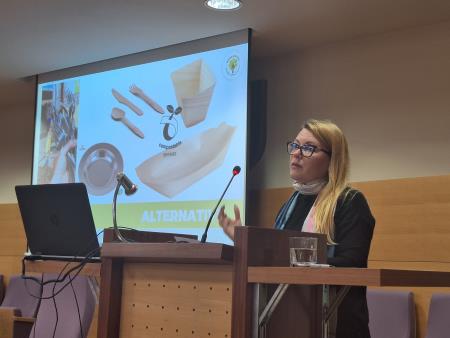 Okrogla miza na temo prireditev brez plastike